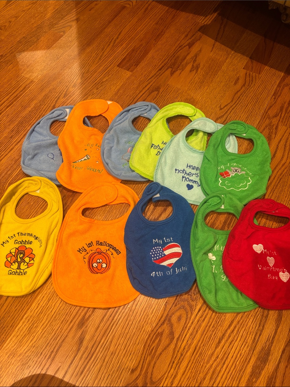 Baby Holiday Bib Set - Assorted Colors